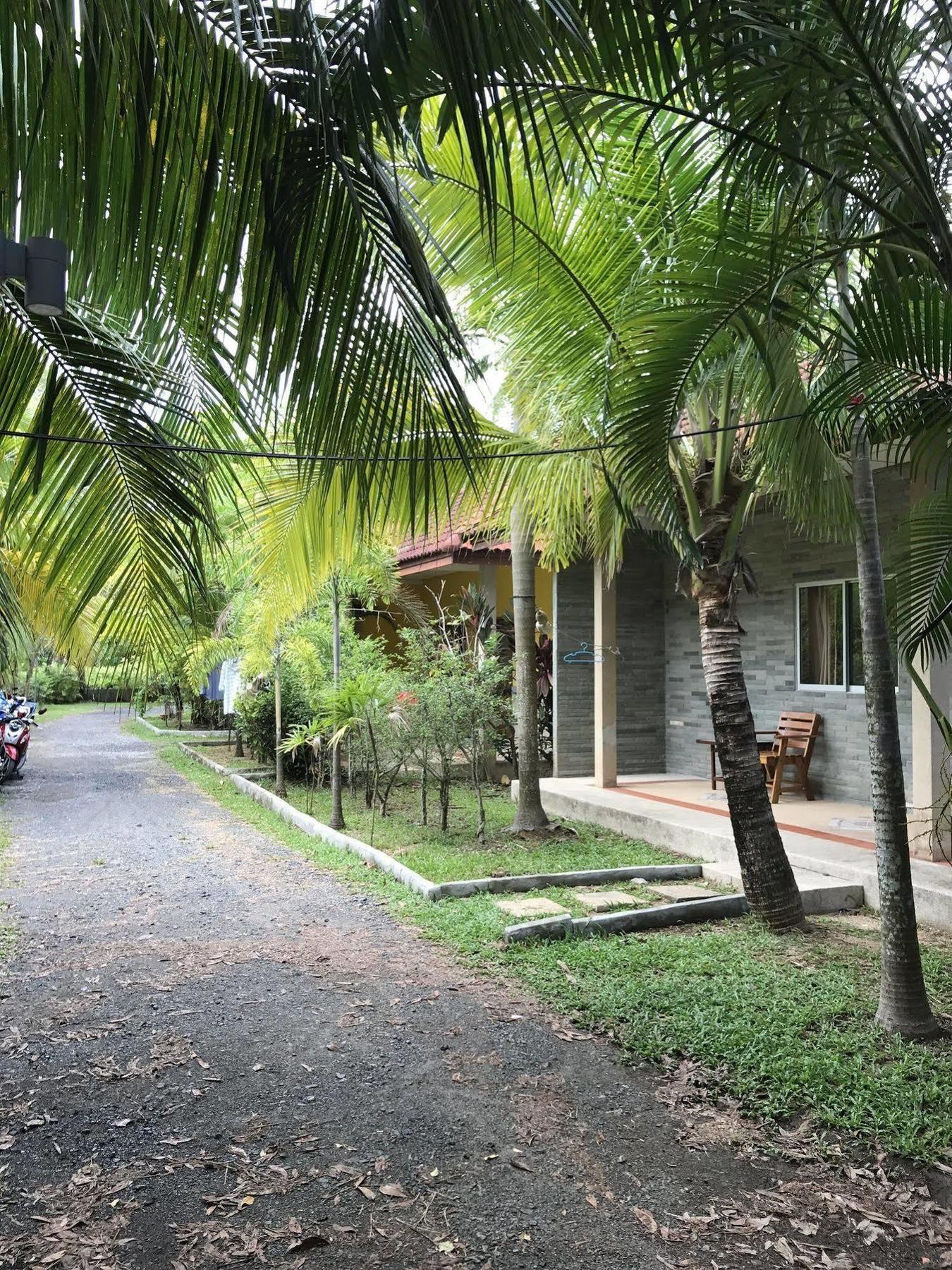 Coconut Bungalow Nai Yang Beach Dış mekan fotoğraf